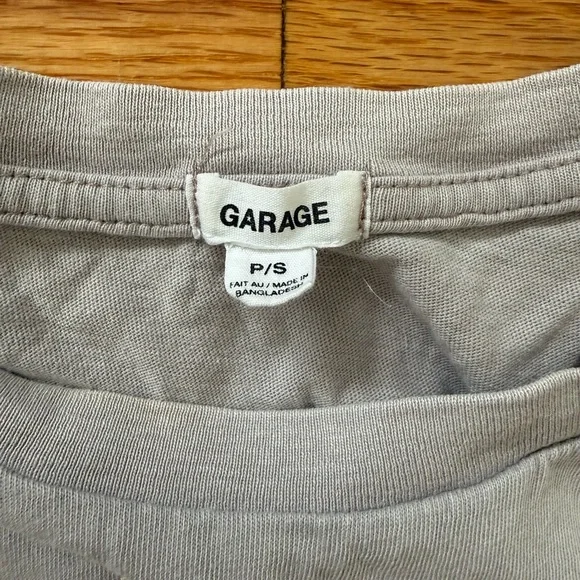 Garage Cropped T-shirt - Picture 2 of 3